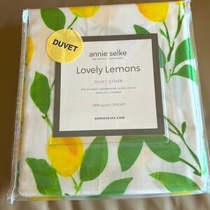 Annie Selke Queen Duvet Cover
